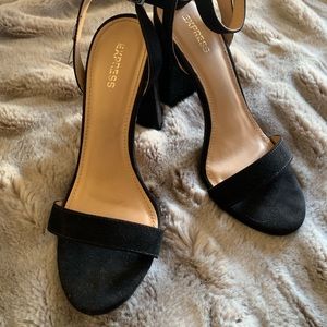 Black express heels